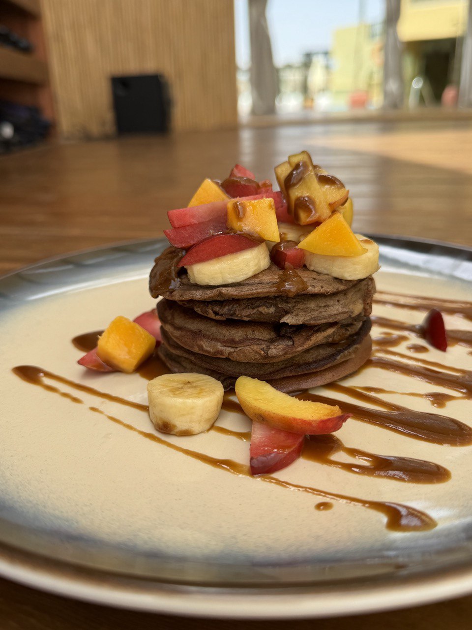 Choco pancakes & fruits